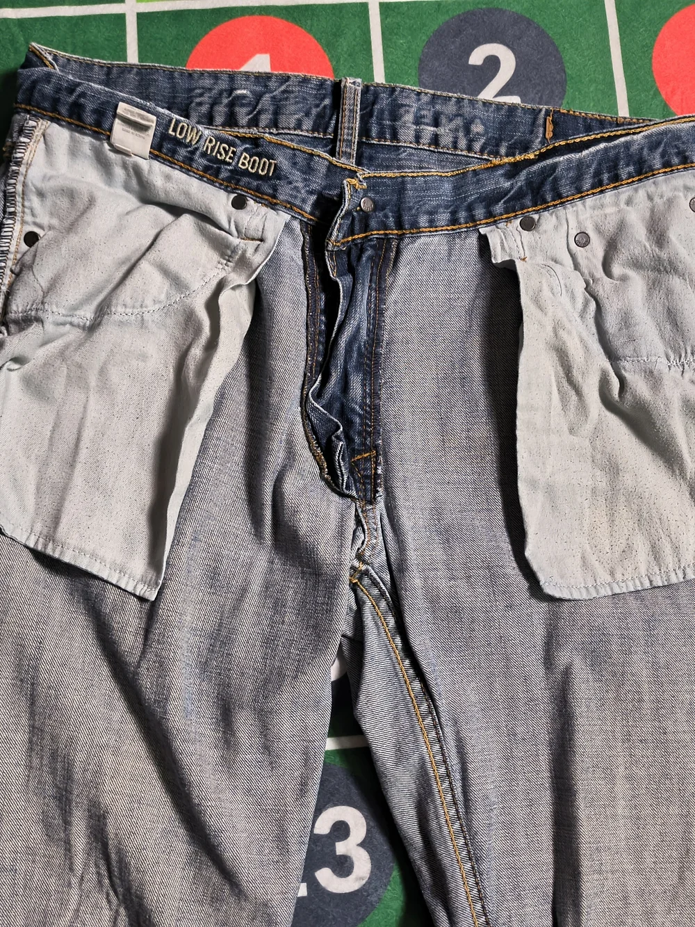 American Eagle Low Rise Boot Jeans 32x29 Blue Y2K Denim Tagged 32x32